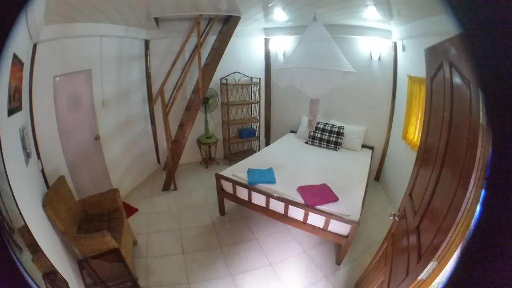 Footprints Hostel Sihanoukville 0*,